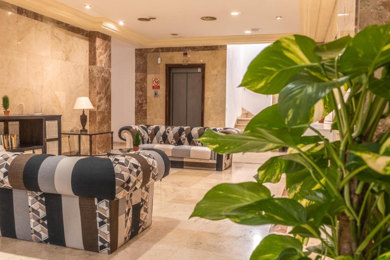 Hotel Aeropuerto Sur San Isidro  Exteriér fotografie